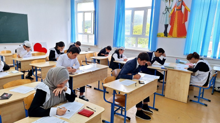 Пробные экзамены для учащихся 9 и 11 классов..