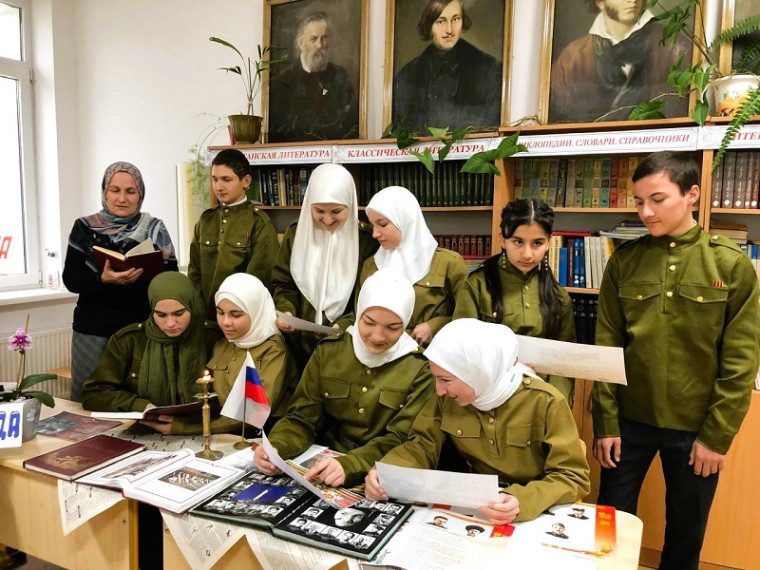 Выставка – инсталляция открыта в библиотеке лицея «Была весна -была Победа» посвященная 79 годовщине со Дня Победы в ВОВ 1941-1945гг..